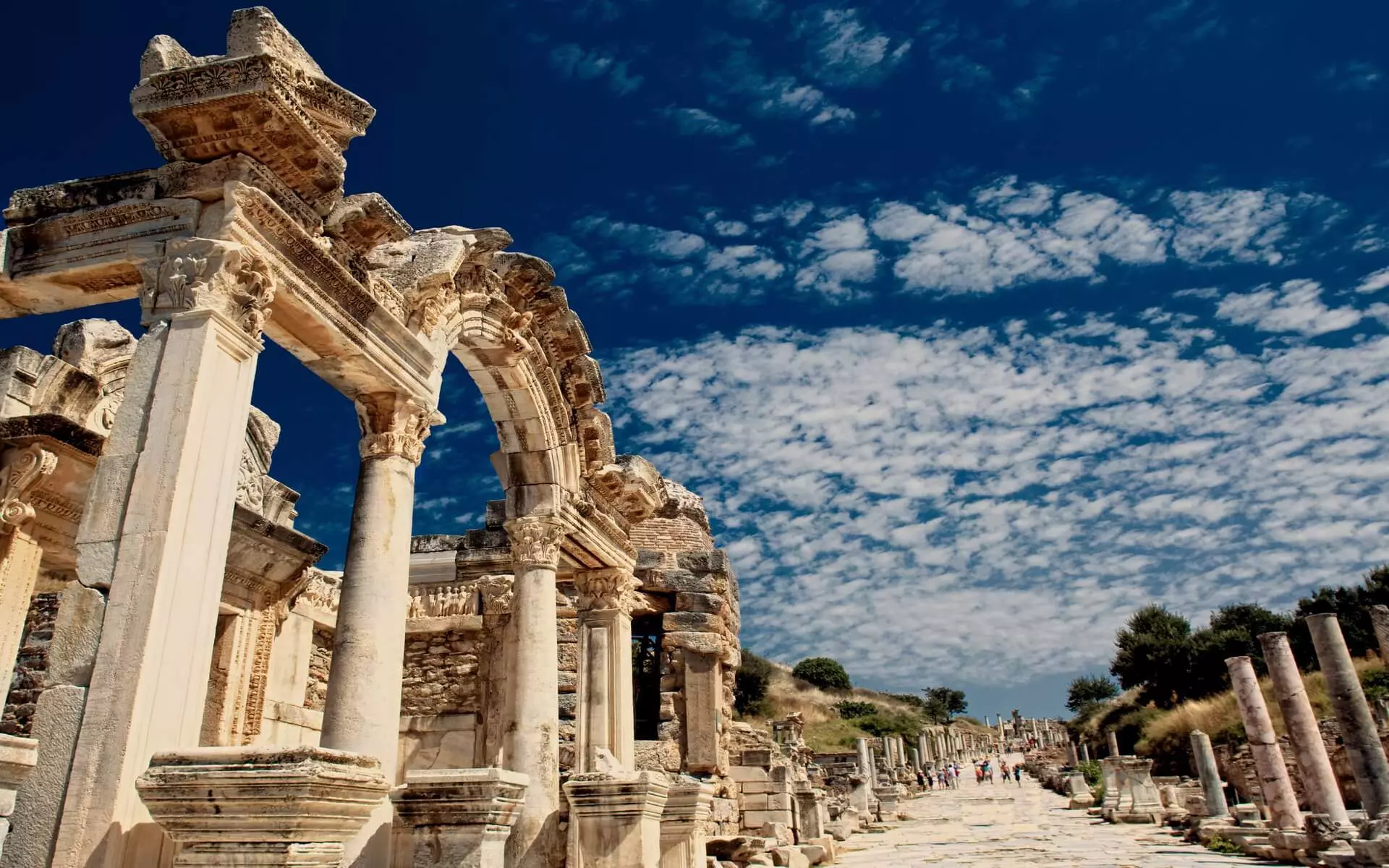 Ancient city of Ephesus hosted over 2 mln visitors in 2023